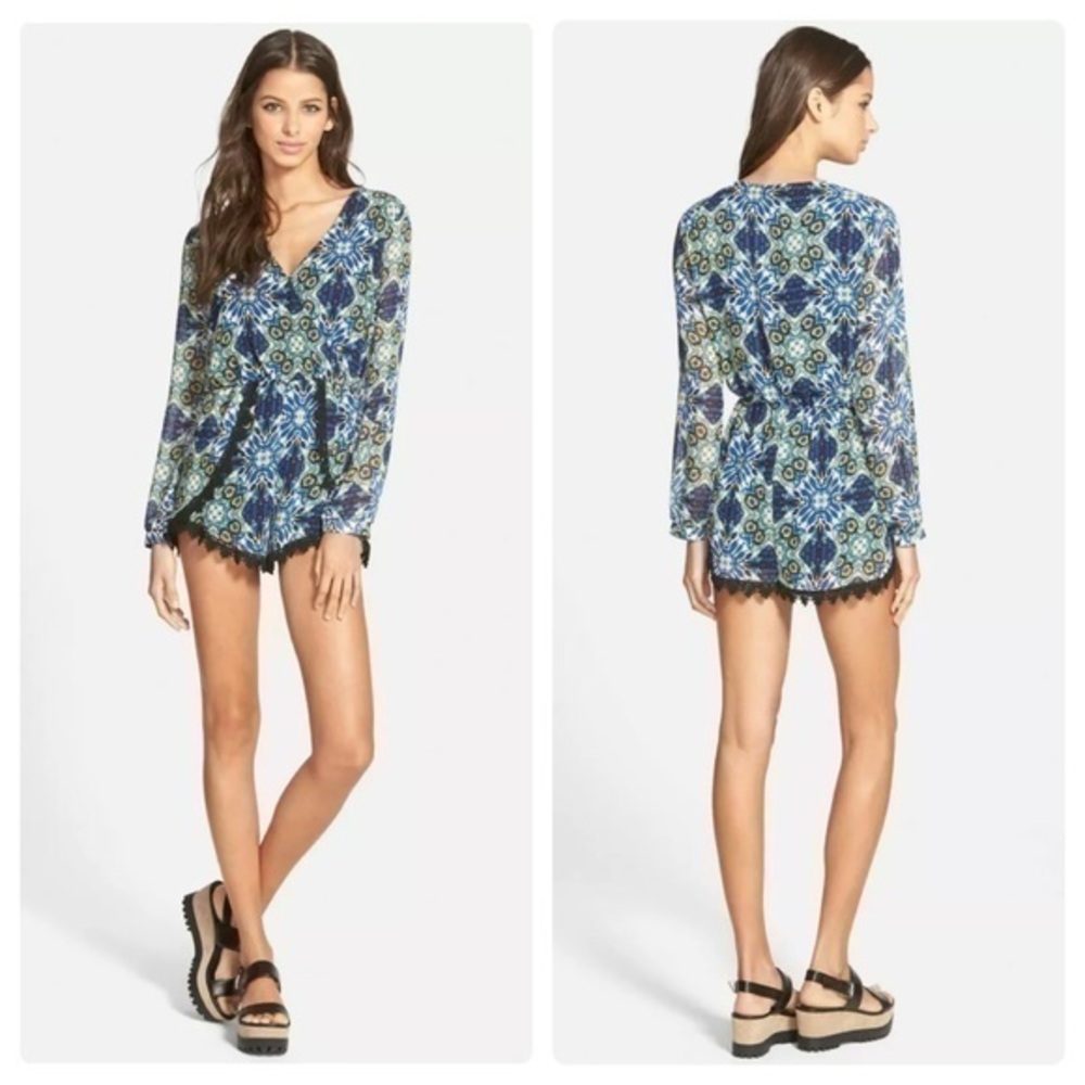 ASTR the Label green blue print crochet romper k11